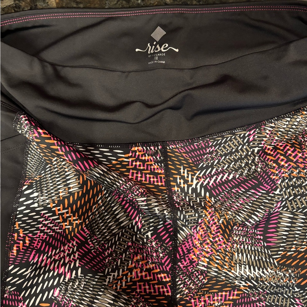 NEW with Tags! LuLaRoe Women's Leggings - Black with Pink, Orange, White Pattern